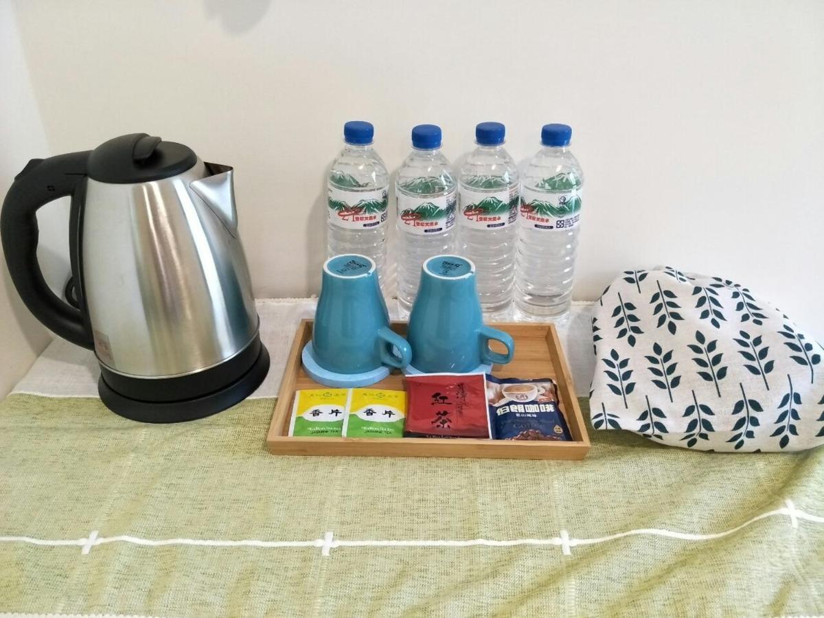 Tea King Container Bed & Breakfast Yuchi Luaran gambar